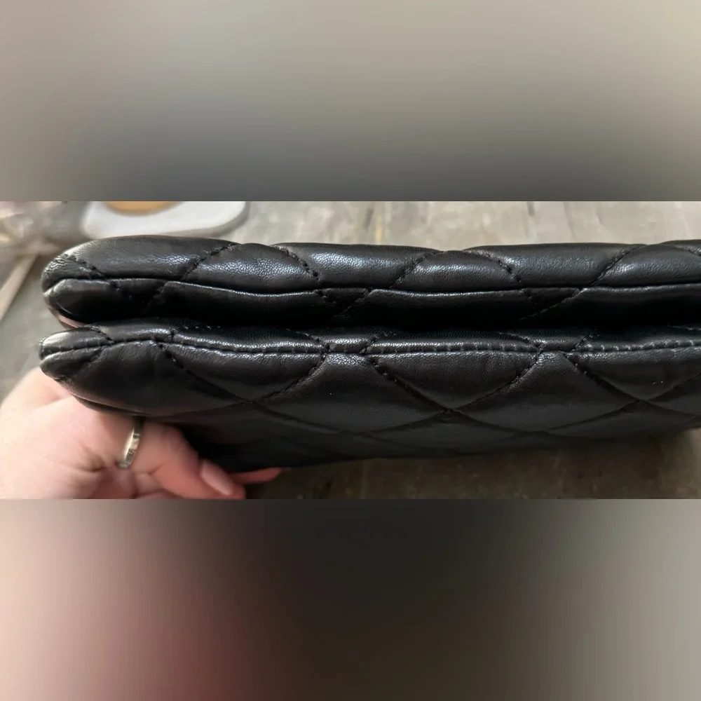 MICHAEL Michael Kors Black Quilted Shoulder Bag with Gold Chain - Picture 5 of 14